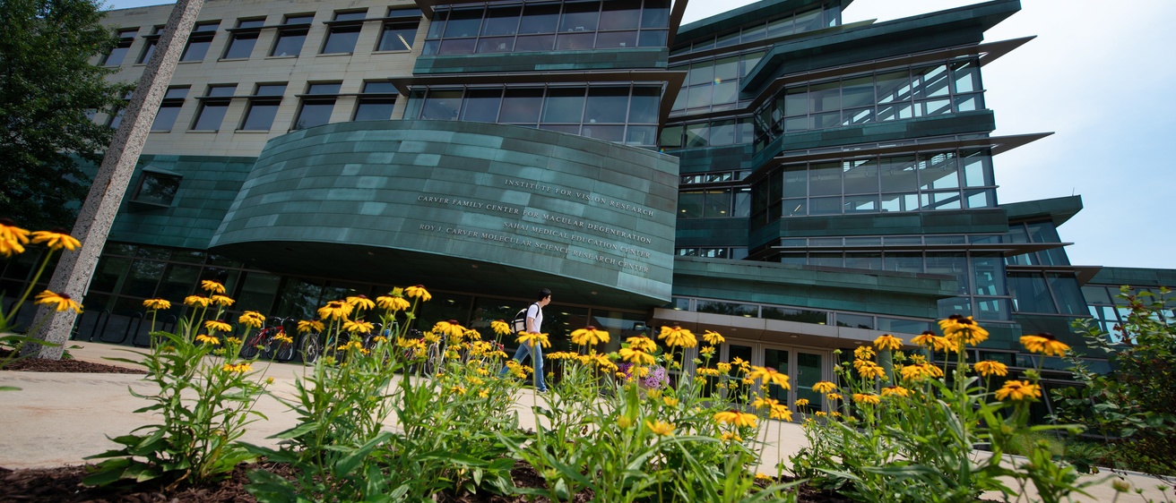 Carver College of Medicine exterior